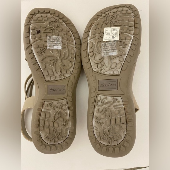 Skechers Women's Reggae slim simply Beige Strappy Sandals size 9 - Picture 4 of 6